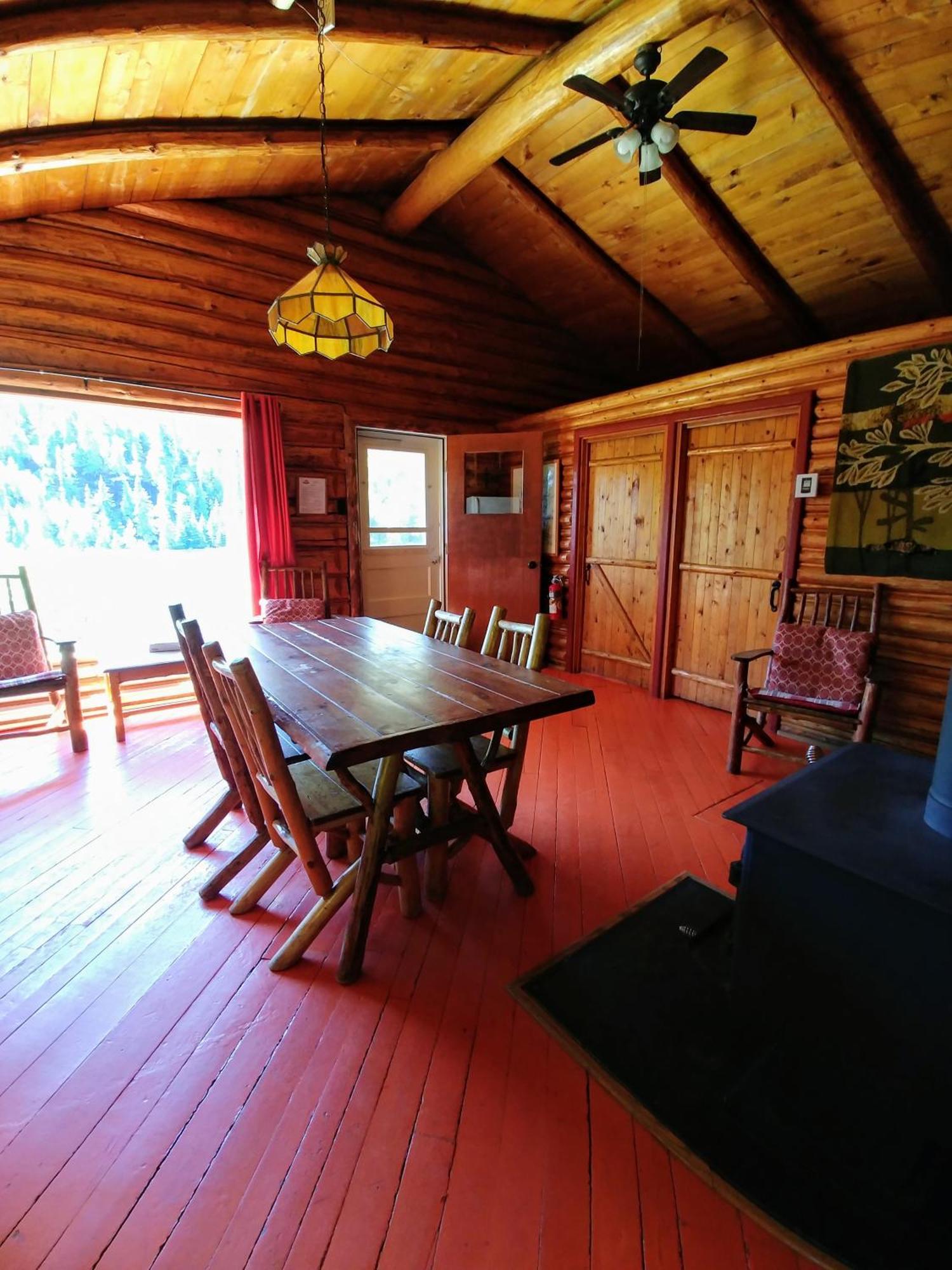 Kan-A-Mouche Pourvoirie Auberge Et Chalets Сен-Мишель-де-Сен Номер фото